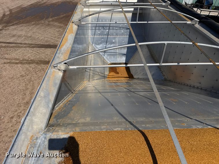image for item EW4255 2024 Wilson DWH-750 grain trailer