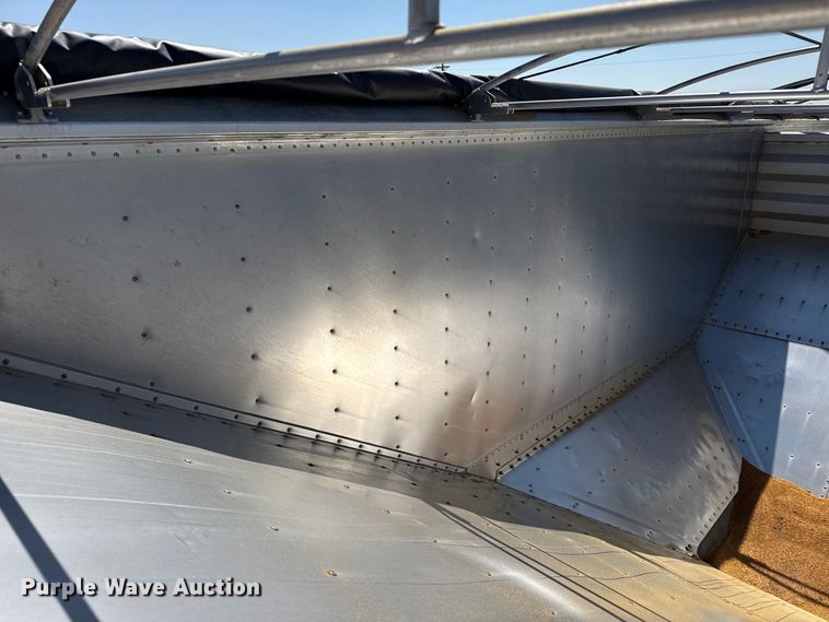image for item EW4255 2024 Wilson DWH-750 grain trailer