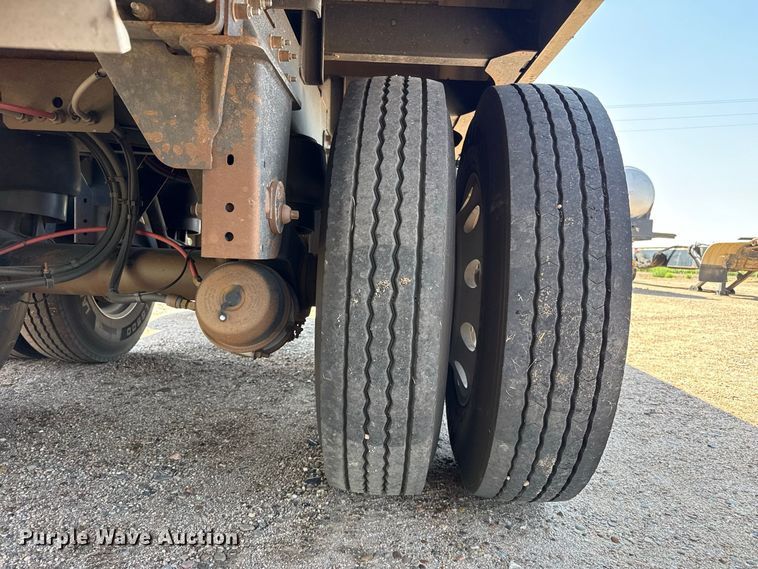image for item EW4255 2024 Wilson DWH-750 grain trailer