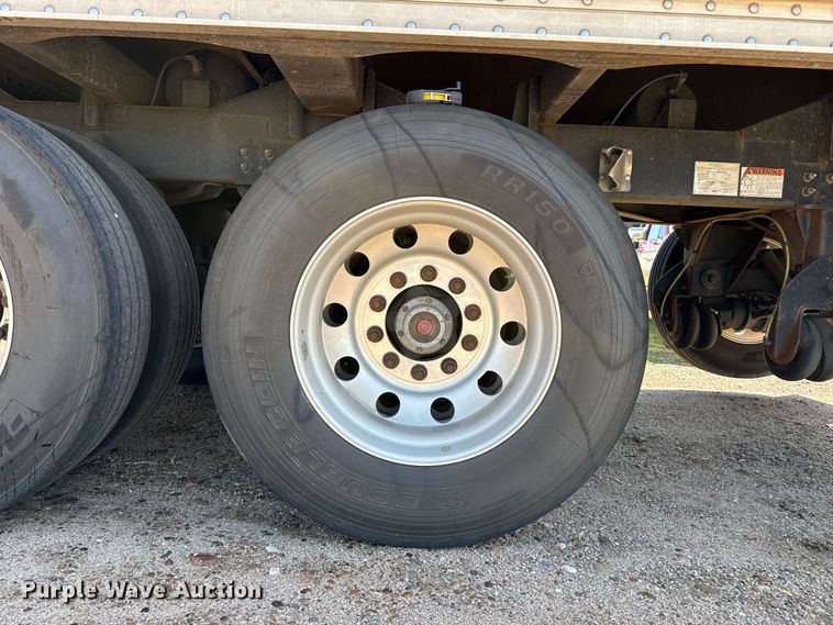 image for item EW4255 2024 Wilson DWH-750 grain trailer
