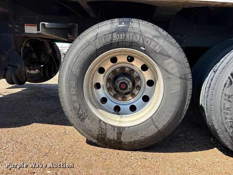 image for item EW4255 2024 Wilson DWH-750 grain trailer