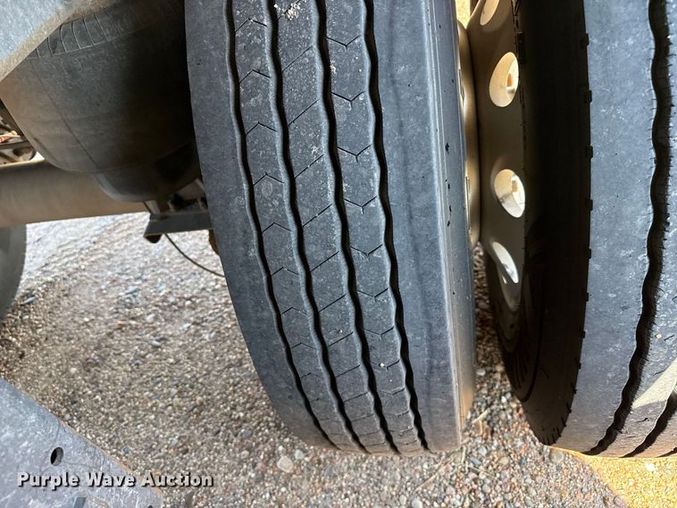 image for item EW4255 2024 Wilson DWH-750 grain trailer