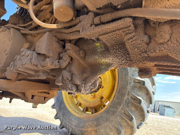 image for item EW4270 1980 John Deere 4440 tractor