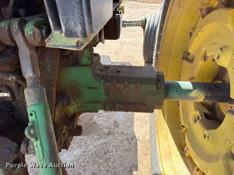 image for item EW4270 1980 John Deere 4440 tractor