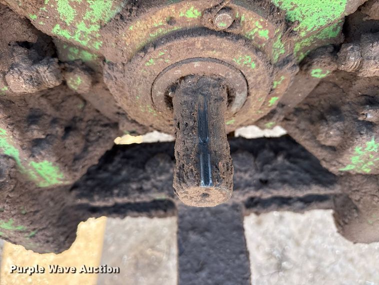 image for item EW4270 1980 John Deere 4440 tractor