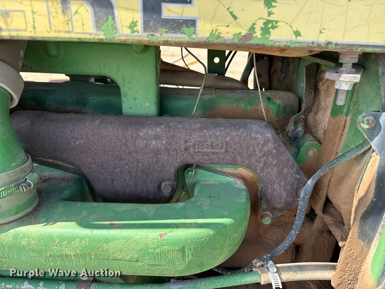 image for item EW4270 1980 John Deere 4440 tractor