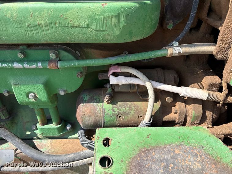 image for item EW4270 1980 John Deere 4440 tractor