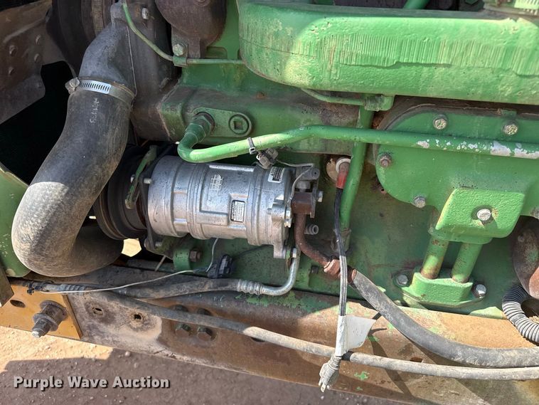 image for item EW4270 1980 John Deere 4440 tractor