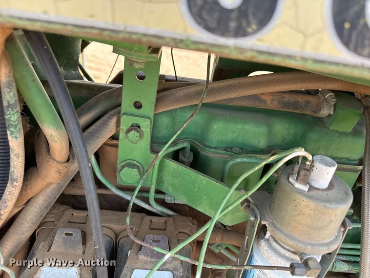 image for item EW4270 1980 John Deere 4440 tractor