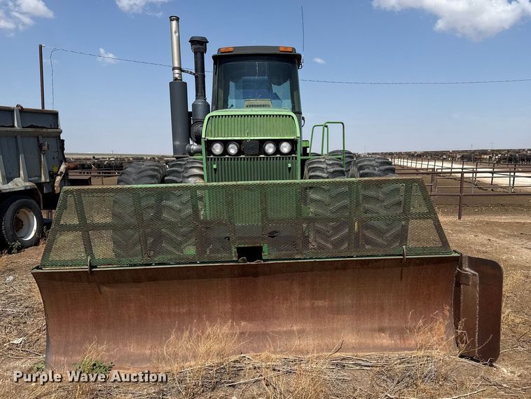 image for item EW4271 1993 John Deere 8770 4WD tractor