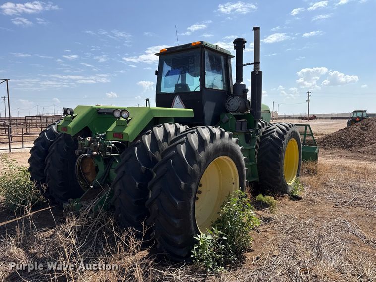 image for item EW4271 1993 John Deere 8770 4WD tractor