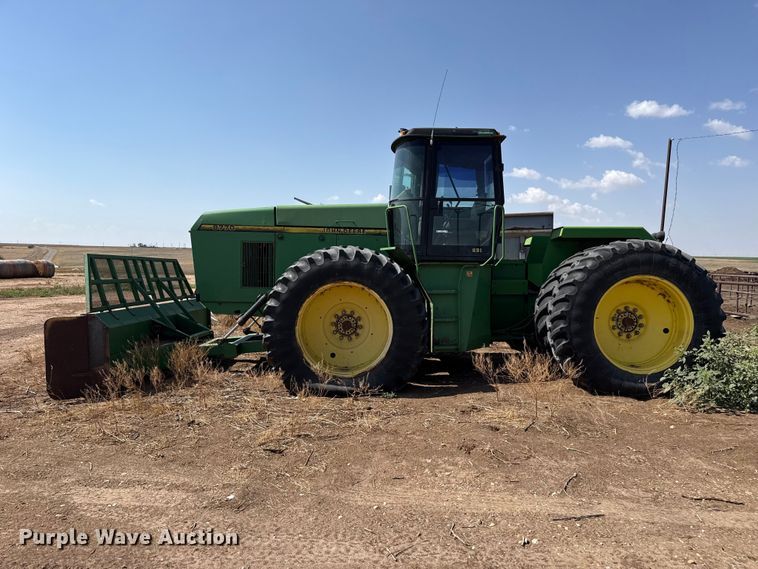 image for item EW4271 1993 John Deere 8770 4WD tractor