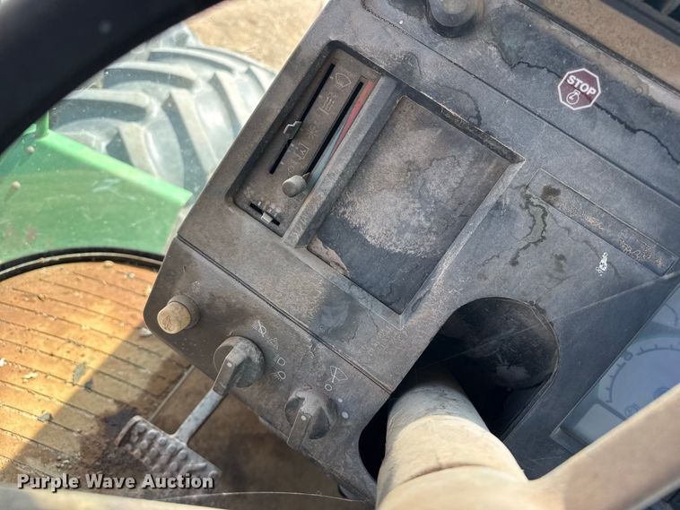 image for item EW4271 1993 John Deere 8770 4WD tractor