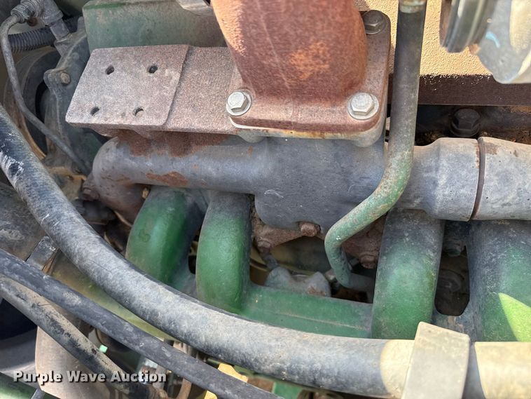 image for item EW4271 1993 John Deere 8770 4WD tractor