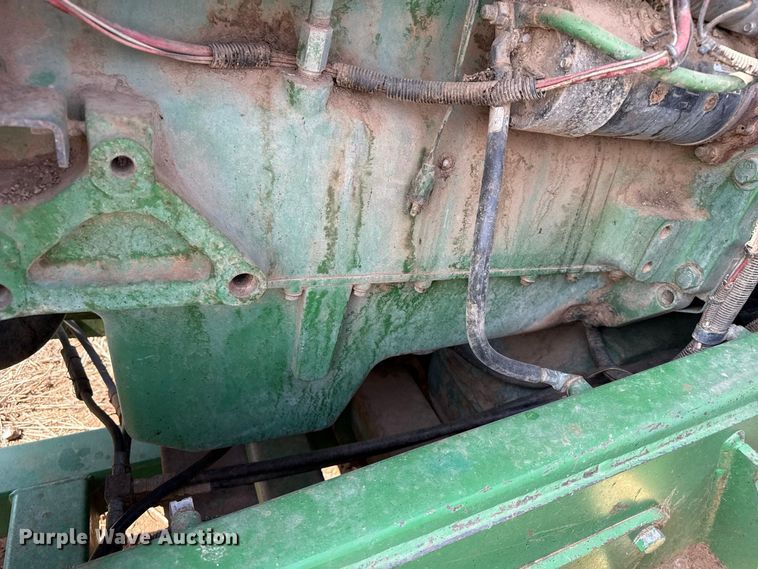 image for item EW4271 1993 John Deere 8770 4WD tractor