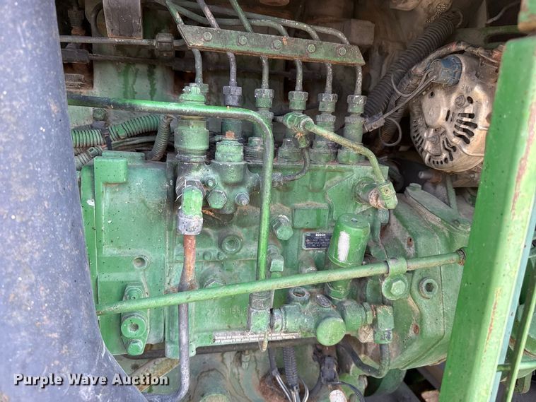 image for item EW4271 1993 John Deere 8770 4WD tractor