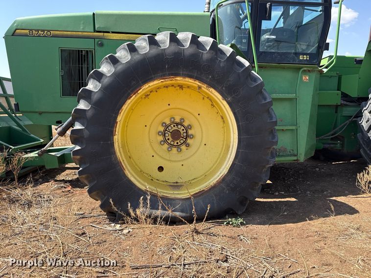 image for item EW4271 1993 John Deere 8770 4WD tractor