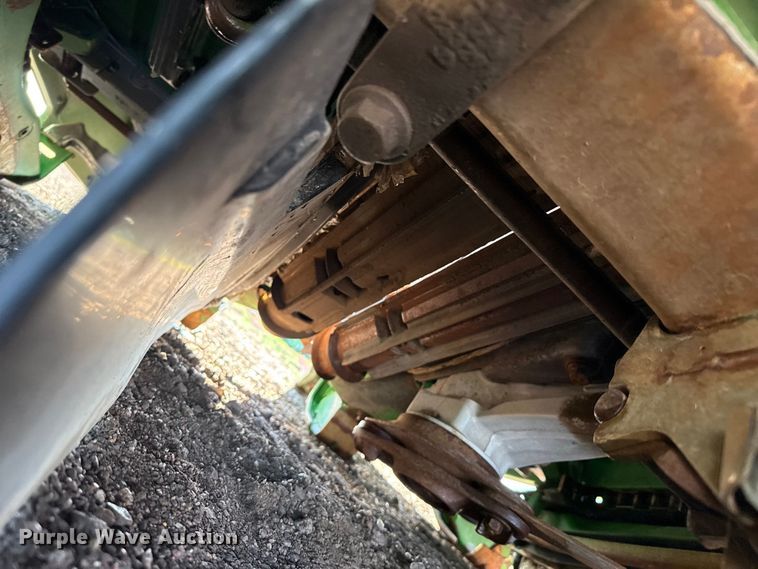 image for item EW4281 2018 John Deere 712C corn head