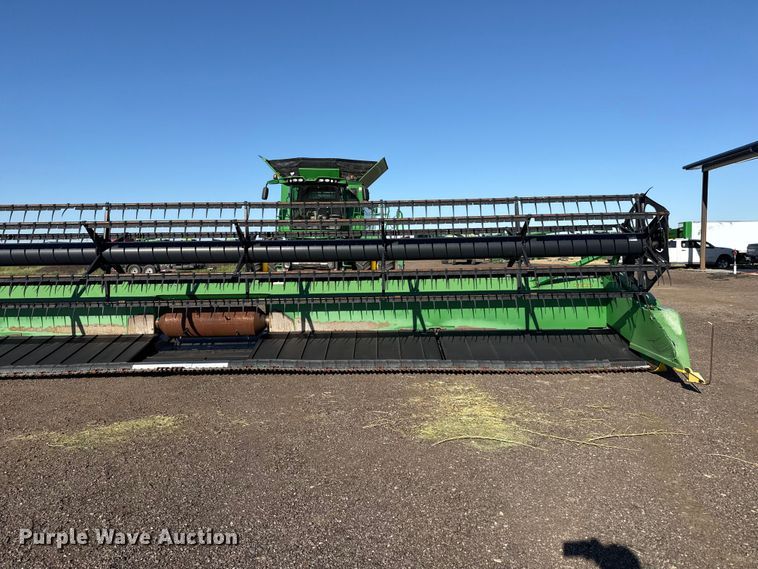 image for item EW4282 2012 John Deere 635FD HydraFlex flex draper head