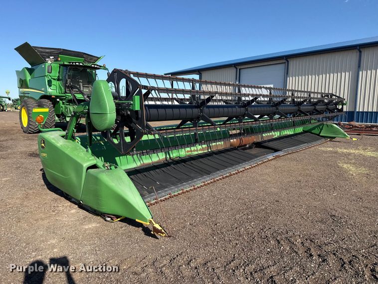image for item EW4282 2012 John Deere 635FD HydraFlex flex draper head