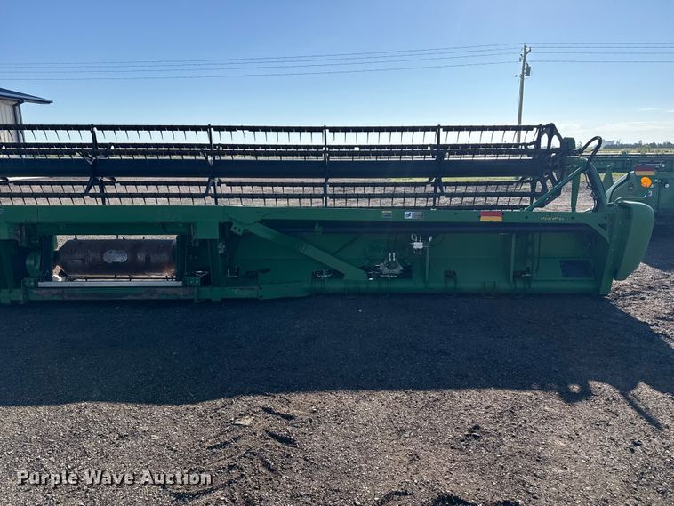 image for item EW4282 2012 John Deere 635FD HydraFlex flex draper head