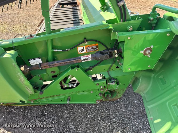 image for item EW4282 2012 John Deere 635FD HydraFlex flex draper head
