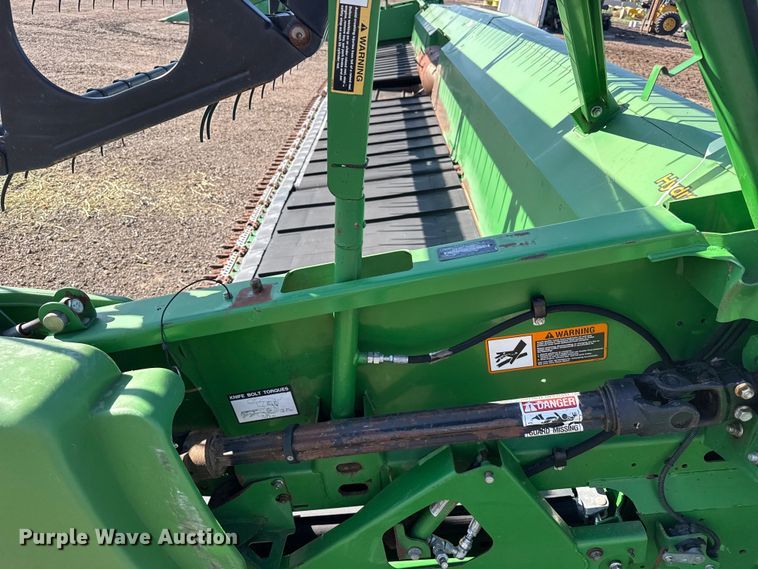 image for item EW4282 2012 John Deere 635FD HydraFlex flex draper head