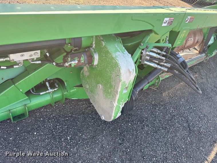 image for item EW4282 2012 John Deere 635FD HydraFlex flex draper head