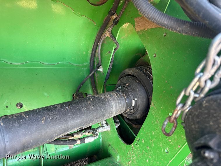 image for item EW4282 2012 John Deere 635FD HydraFlex flex draper head