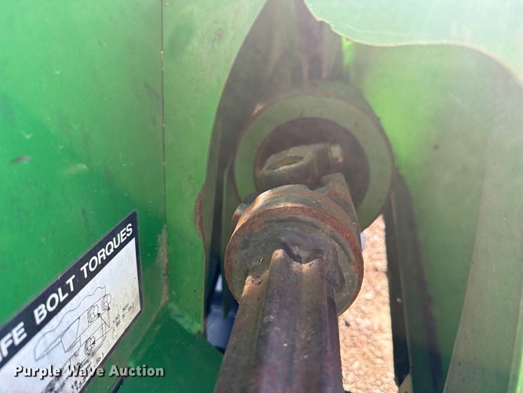 image for item EW4282 2012 John Deere 635FD HydraFlex flex draper head
