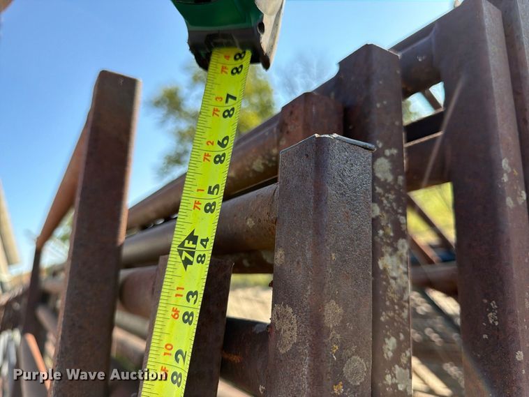image for item EW5012 Approximately 5 livestock panels