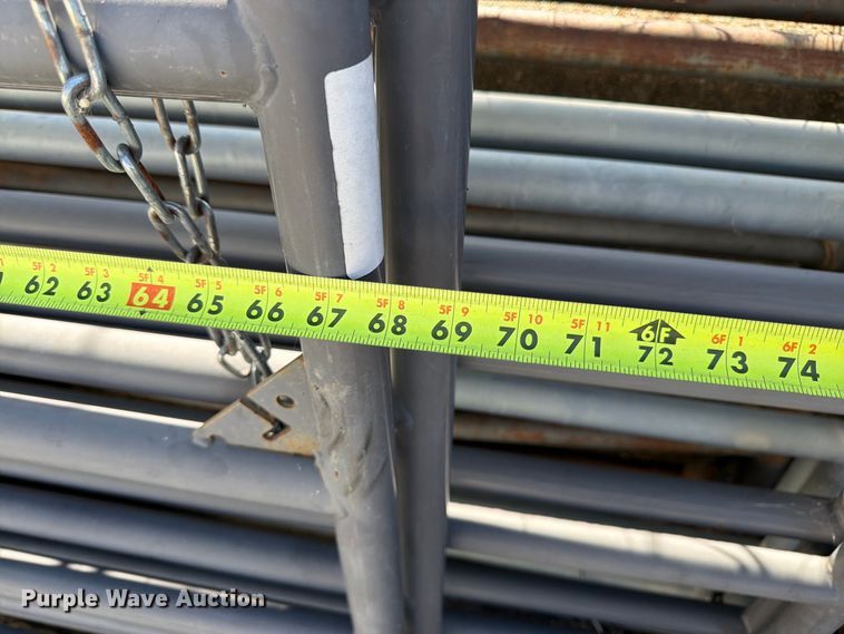 image for item EW5013 Approximately 8 livestock panels