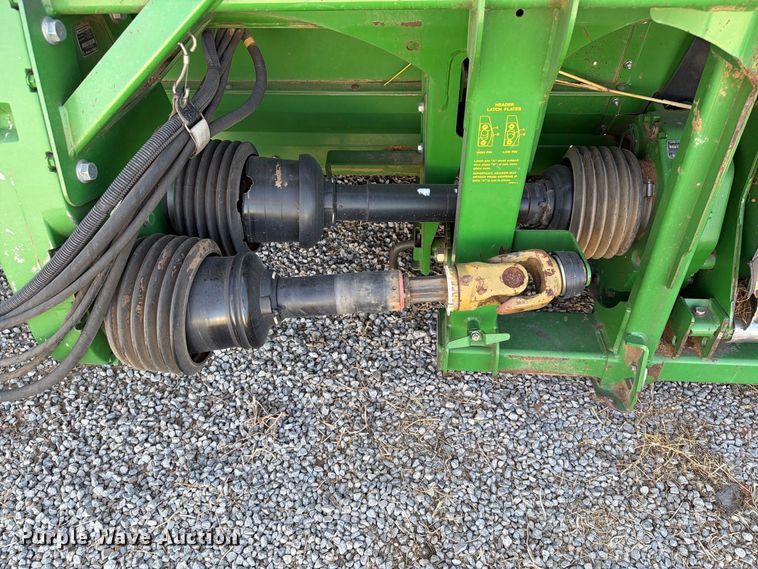 image for item EW8727 2011 John Deere 635 DRAPER draper head