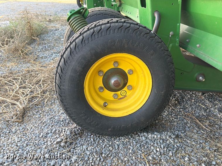 image for item EW8727 2011 John Deere 635 DRAPER draper head
