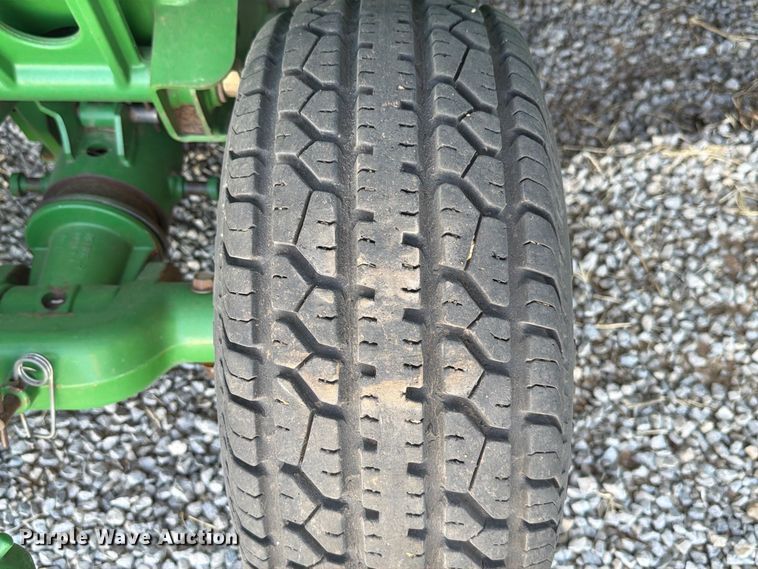 image for item EW8727 2011 John Deere 635 DRAPER draper head