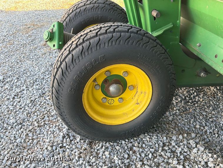 image for item EW8727 2011 John Deere 635 DRAPER draper head