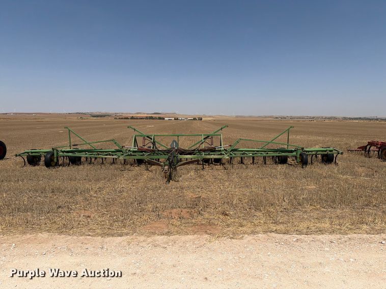 image for item EW8738 Field cultivator