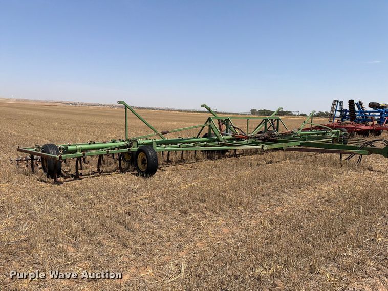 image for item EW8738 Field cultivator