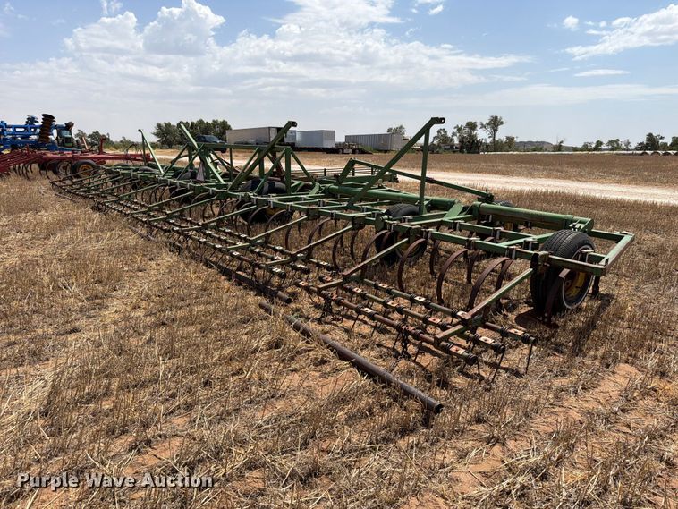image for item EW8738 Field cultivator