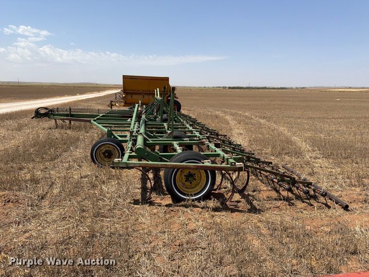 image for item EW8738 Field cultivator