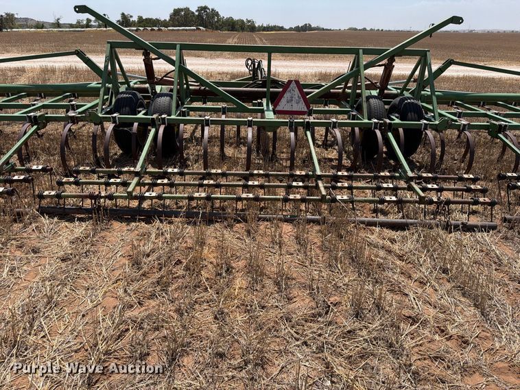image for item EW8738 Field cultivator