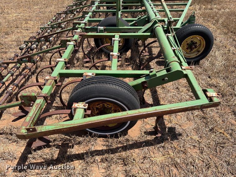 image for item EW8738 Field cultivator