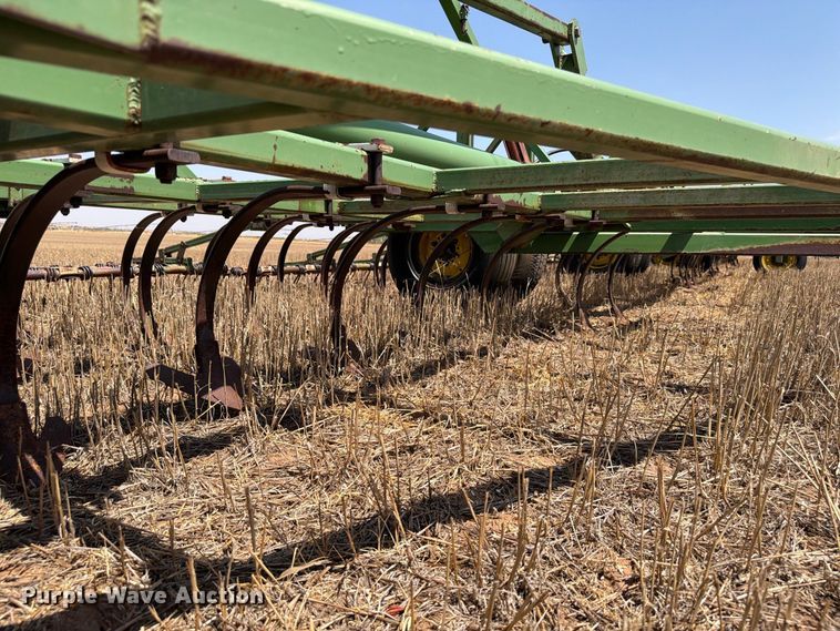 image for item EW8738 Field cultivator