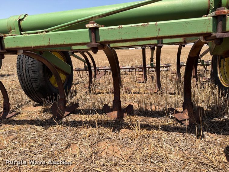 image for item EW8738 Field cultivator