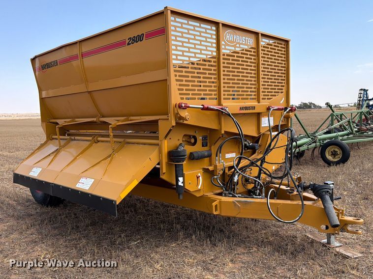 image for item EW8739 Haybuster 2800 bale processor
