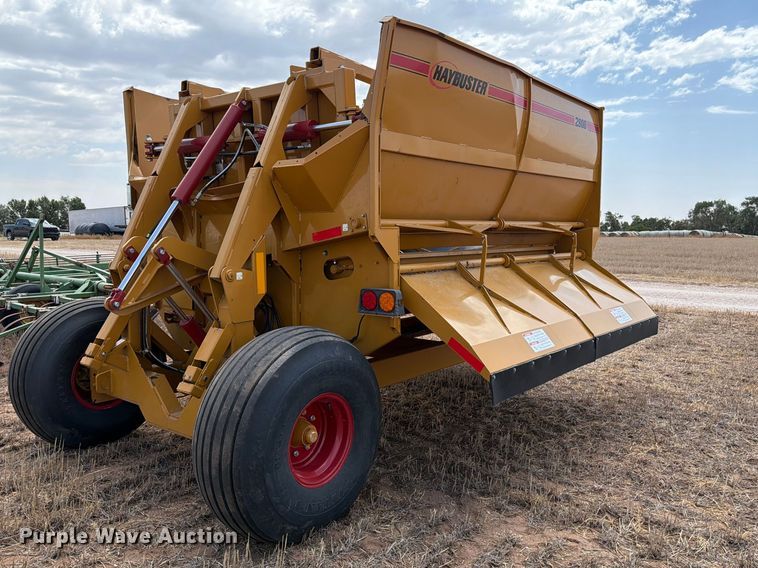 image for item EW8739 Haybuster 2800 bale processor