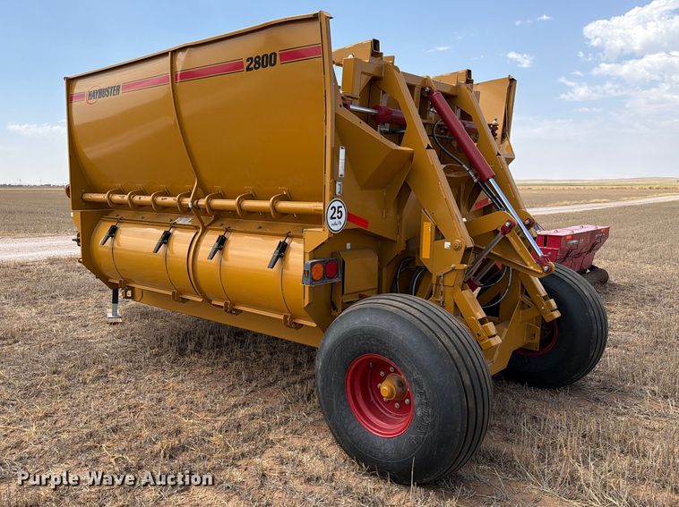 image for item EW8739 Haybuster 2800 bale processor