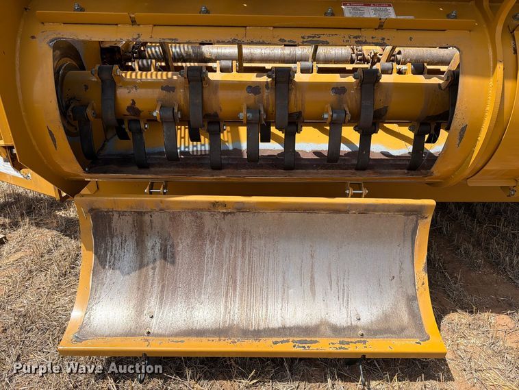 image for item EW8739 Haybuster 2800 bale processor