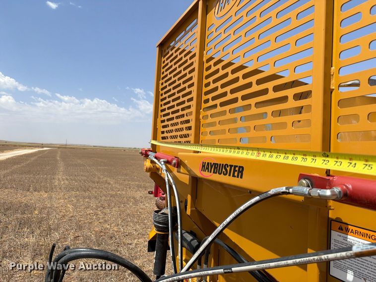 image for item EW8739 Haybuster 2800 bale processor
