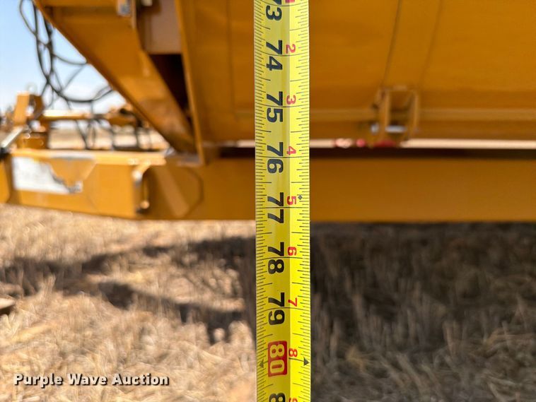 image for item EW8739 Haybuster 2800 bale processor